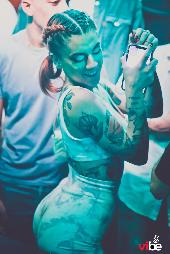 VIBE - MAMACITA - 04/12/2021