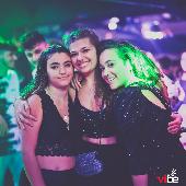 VIBE - MAMACITA - 06/11/2021